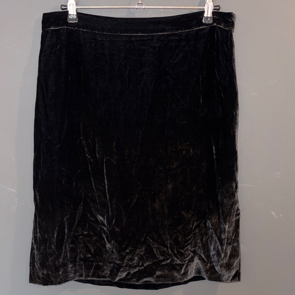 Madewell size 4 Black Velvet Skirt